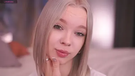 TastyTiffy webcam model stream image