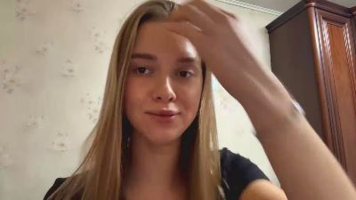 RonniPourvase webcam model stream image