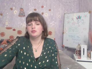 Stacey L webcam model stream image