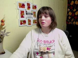 Stacey L webcam model stream image