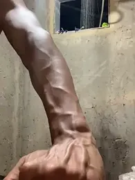 Kyros_leonidas webcam model stream image