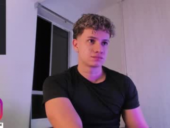 derekolsen_ webcam model stream image