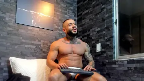 BruceDallas webcam model stream image