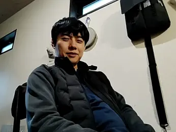 whitebriefboy webcam model stream image