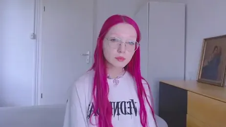 Cut1e-beauty- webcam model stream image