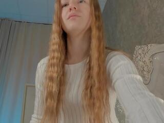 Lucy Di webcam model stream image