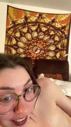 Magn0lia webcam model stream image