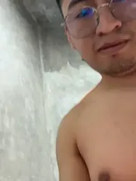 GoldenM95 webcam stripchat model stream image