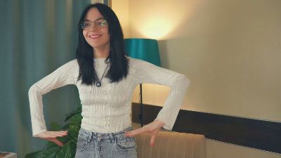 HoneyDewolfe webcam model stream image