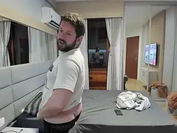 RipMyUnderwear webcam model stream image