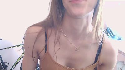 Megi_Sensual webcam model stream image