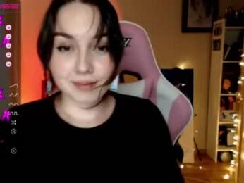 daien_halpert webcam model stream image