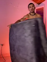 ArturoCardona_ webcam model stream image