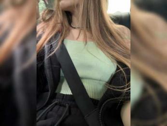 Amelia757 webcam model stream image