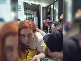 Madcouple webcam bongacams model stream image