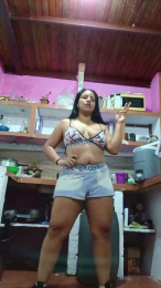 Freyja_SexPee webcam model stream image