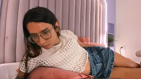 LauraaGomezz__ webcam model stream image