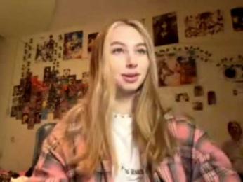 LucreciaSoricelli webcam model stream image