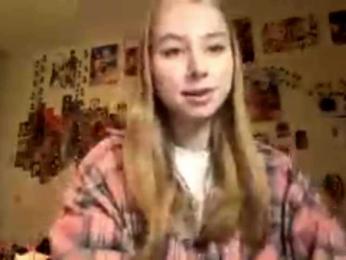 LucreciaSoricelli webcam model stream image