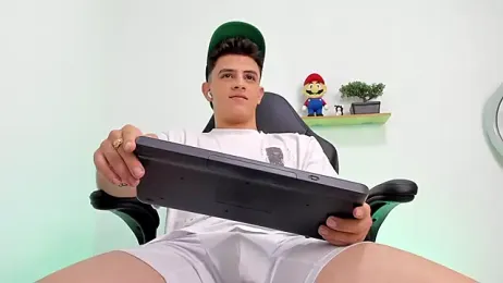 Mikecooper webcam model stream image