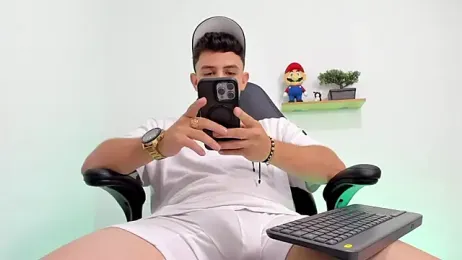 Mikecooper webcam model stream image