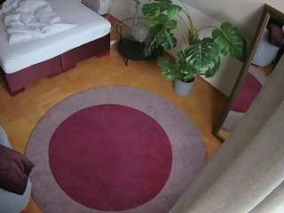 voyeurcam-julmodels-whitebed-5 webcam model stream image