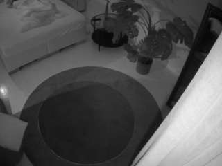 voyeurcam-julmodels-whitebed-5 webcam model stream image