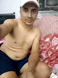 Bmwhot webcam model stream image