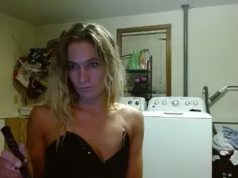 missymilf webcam stripchat model stream image
