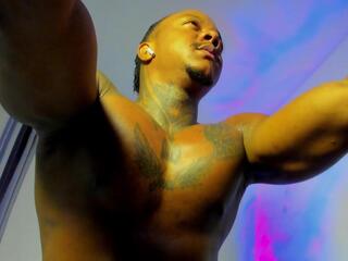 Ronnie Colemann webcam model stream image