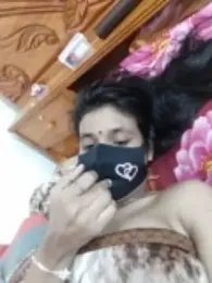 Raya-Moni webcam model stream image