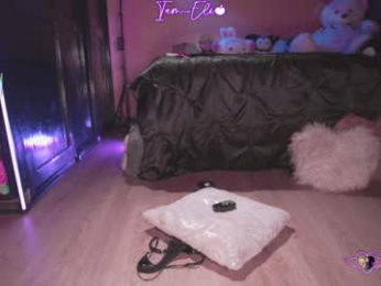 iam_eli webcam model stream image