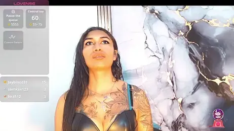 khiara_moretti webcam stripchat model stream image