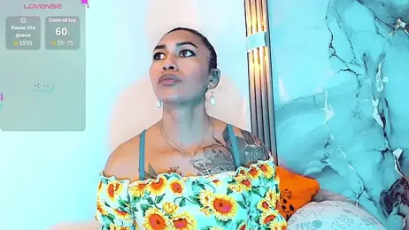 khiara_moretti webcam model stream image