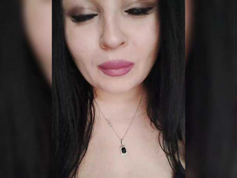 SilverCrystal webcam bongacams model stream image
