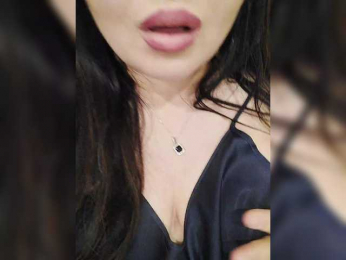 SilverCrystal webcam bongacams model stream image