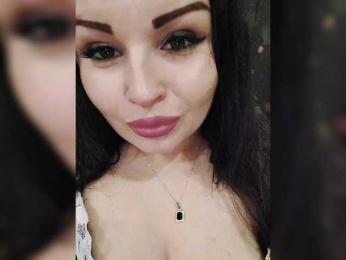 SilverCrystal webcam model stream image
