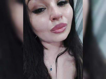 SilverCrystal webcam model stream image
