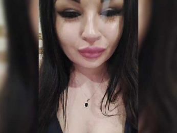 SilverCrystal webcam model stream image