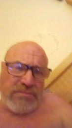 Badidealetsdoit webcam model stream image