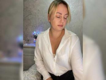 CozySandra webcam model stream image