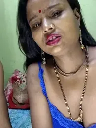 Your-Manu webcam model stream image