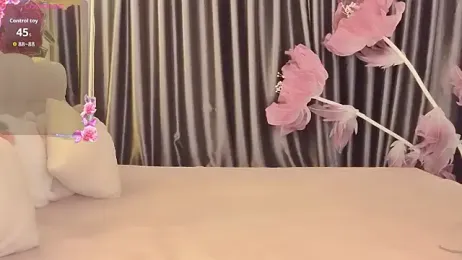 --102KymMiiss-- webcam stripchat model stream image