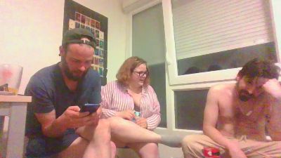 GutsXbsk webcam model stream image