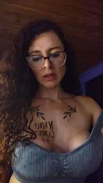 nanuxxx1 webcam cam4 model stream image