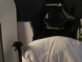 max_cortes1_ webcam model stream image