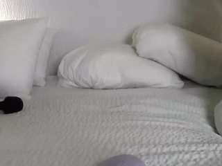 tastethepeach webcam model stream image