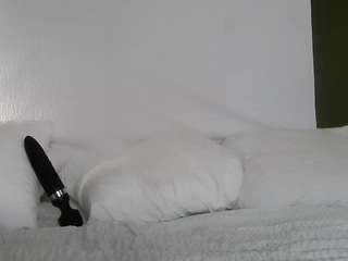tastethepeach webcam camsoda model stream image