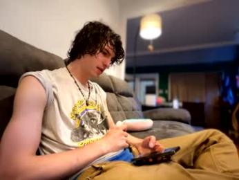 wolfiekitty webcam model stream image