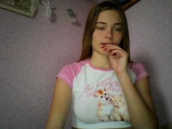 HappyEmily webcam model stream image